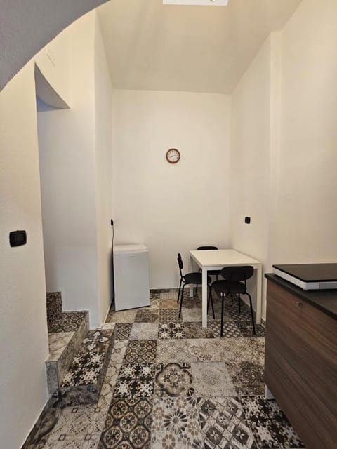 Dining area, hair dresser