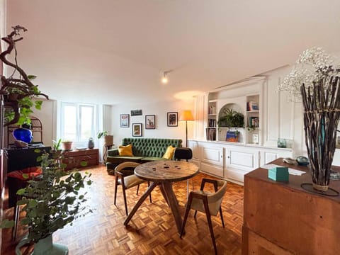Communal lounge/ TV room, Living room, Seating area, Dining area