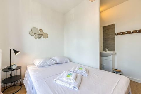 Haut standing, 4 ch dont 2 sdb privé, clim, fibre Apartment in Grenoble