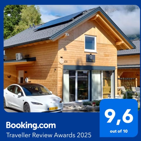 Property building, Facade/entrance, Certificate/Award, Parking