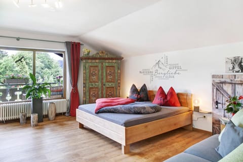 Living room, Bedroom