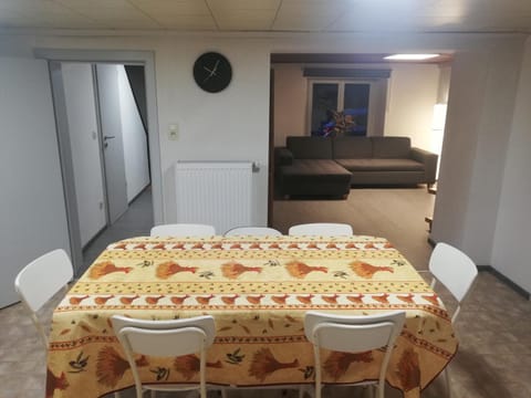 Dining area, kitchen