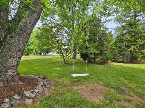 Winridge Manor Bed and Breakfast in Madison Heights