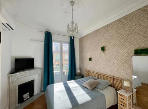 Les chambres de Cédric ICONIC TRAM GARE Nice Ville pour personnes CALMES Vacation rental in Nice