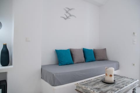 Helmos Cozy Studio Apartment in Naxos
