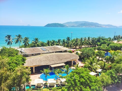 Bird's eye view, Pool view, Sea view