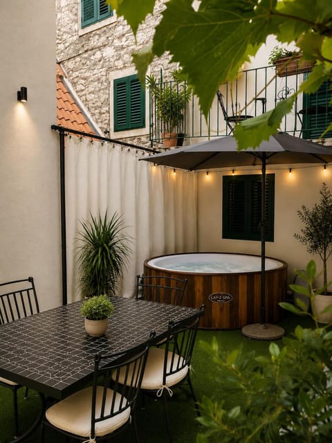 Patio, Garden, View (from property/room)