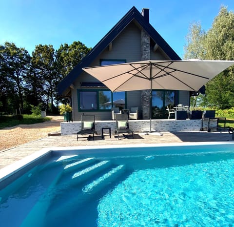 Property building, Pool view, Swimming pool, sunbed