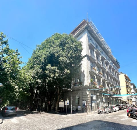 Property building, Day, Neighbourhood, Street view
