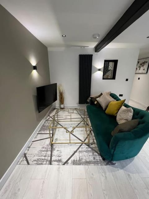 Farsley Cottage House in Leeds