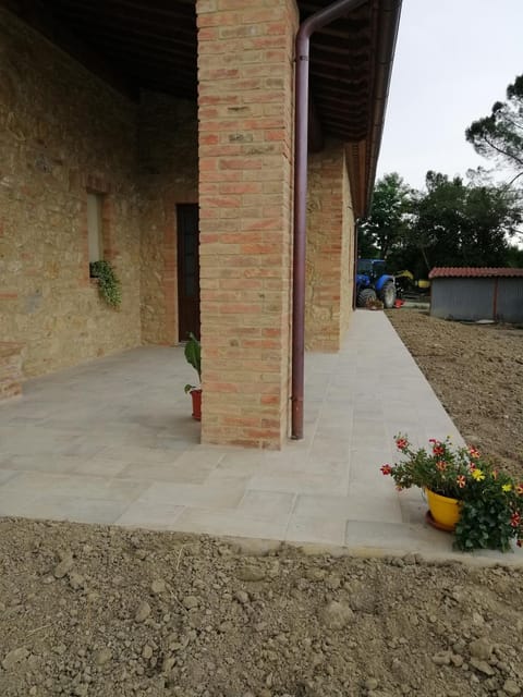 La Quinta Decima Bioagriturismo Farm Stay in Tuscany