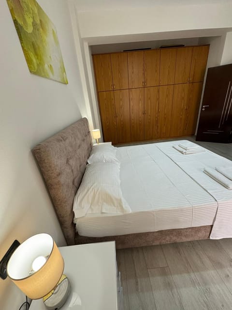 Bed, Bedroom, wardrobe