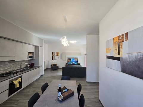 Communal lounge/ TV room, Living room, Seating area