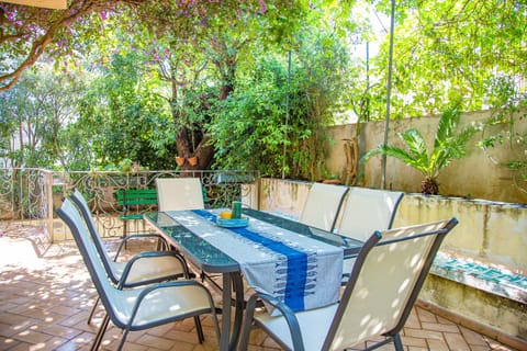 Garden, Garden