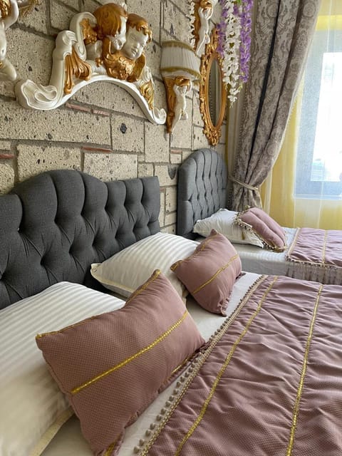 Bed, Decorative detail