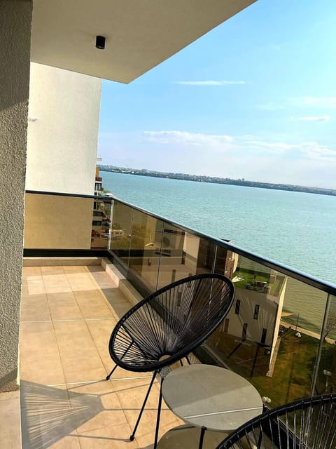 Day, Natural landscape, View (from property/room), Balcony/Terrace, Lake view
