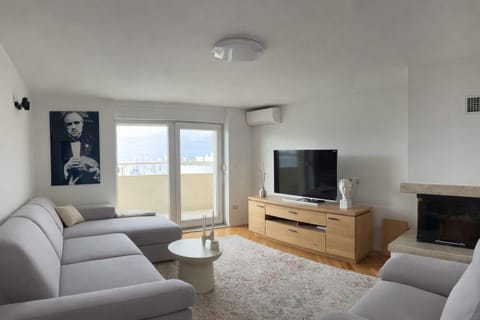 Living room, air conditioner