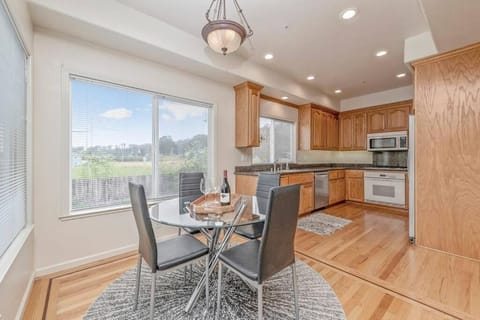 Amazing Beach House House in El Granada