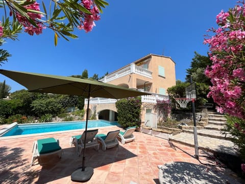 Les belles vacances Villa in La Cadière-d'Azur