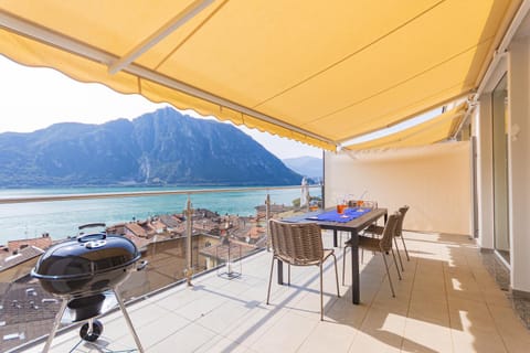 BBQ facilities, Balcony/Terrace, Lake view