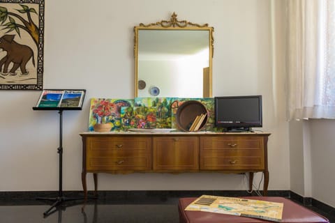 Lobby or reception, Lounge or bar