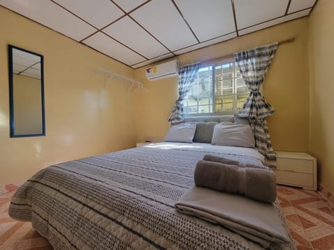 Bedroom, towels, air conditioner