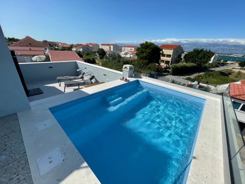 Day, Natural landscape, Mountain view, Sea view, Swimming pool, sunbed