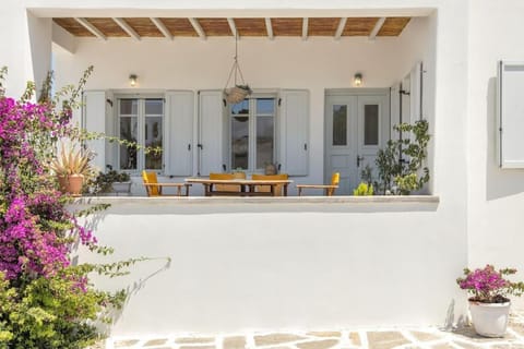 Naousa - 2BR House in the Heart of Town - Citrine House in Naousa