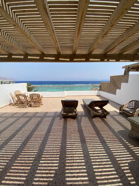 View (from property/room), Balcony/Terrace, Sea view