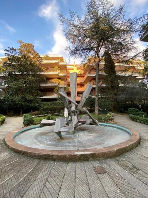Nearby landmark, Garden view