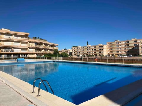 Appartement climatisé avec piscines proche mer Apartment in Mandelieu-La Napoule