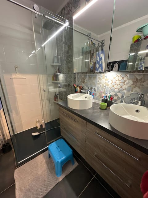 Appartement climatisé avec piscines proche mer Apartment in Mandelieu-La Napoule