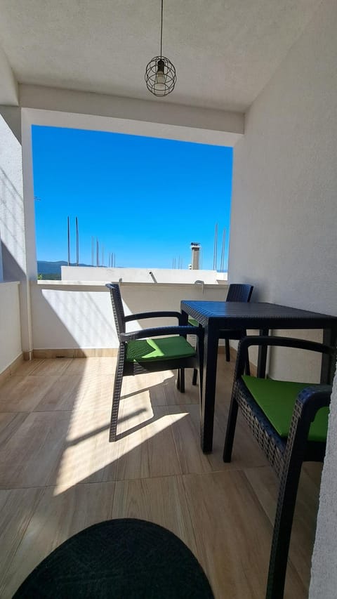 Day, View (from property/room), Balcony/Terrace, Seating area