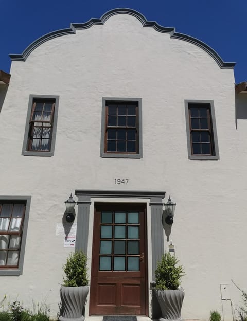 Blouberg Manor Bed and Breakfast in Cape Town