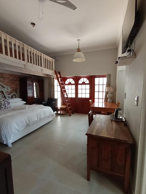 Blouberg Manor Bed and Breakfast in Cape Town