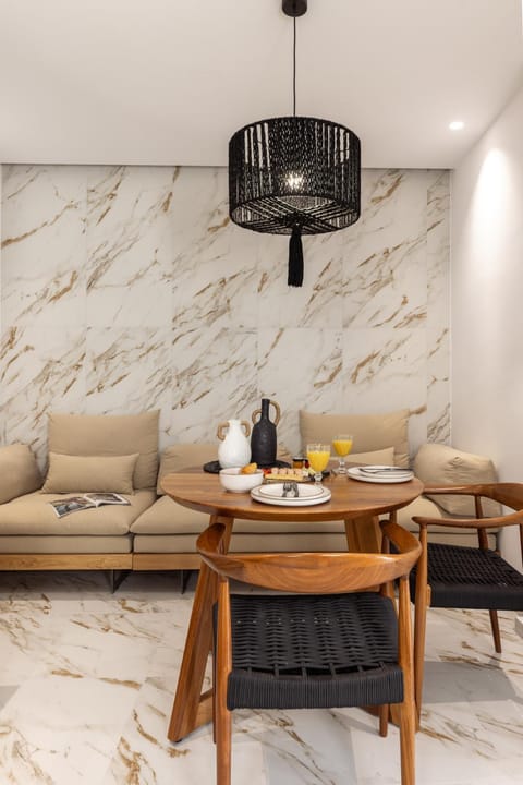 Living room, Seating area, Dining area