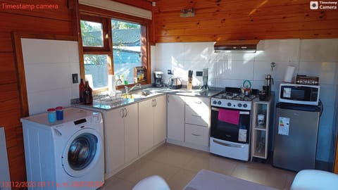 Kitchen or kitchenette, pet friendly, toaster, washing machine