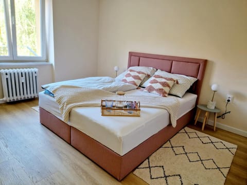 Photo of the whole room, Bedroom