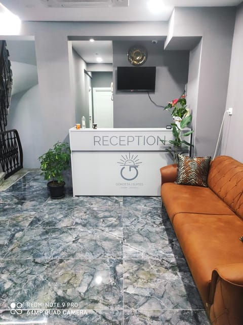 Lobby or reception, acessibility, Internal: Not applicable to any particular room