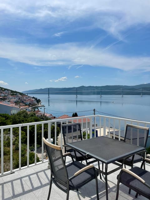 Apartmani Dalmatino Apartment in Dubrovnik-Neretva County