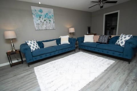 ZEN'S Retreat Apartment in Little Rock