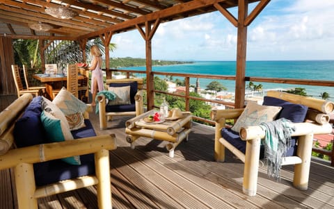 Patio, Balcony/Terrace, Living room, Dining area, Sea view