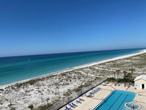View (from property/room), Sea view, Swimming pool