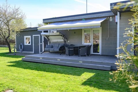 Patio, Garden view