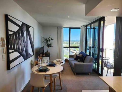 View (from property/room), Living room, Seating area, Dining area