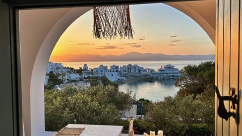 Balcony/Terrace, City view, Mountain view, Sea view, Sunrise