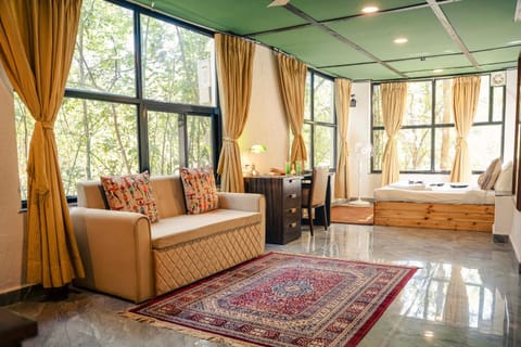 Photo of the whole room, Seating area, Bedroom