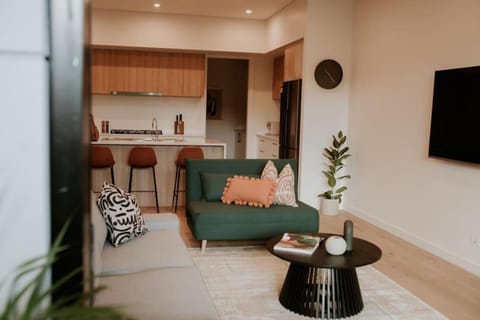 Kitchen or kitchenette, Living room