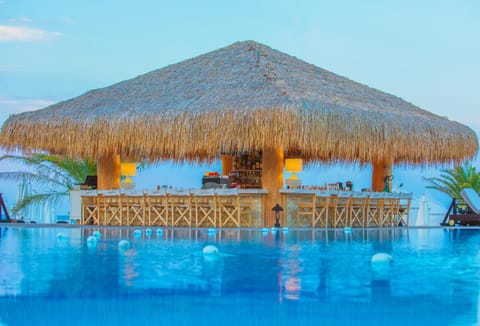 Lounge or bar, Swimming pool