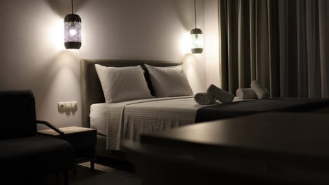 Bed, Night, Bedroom